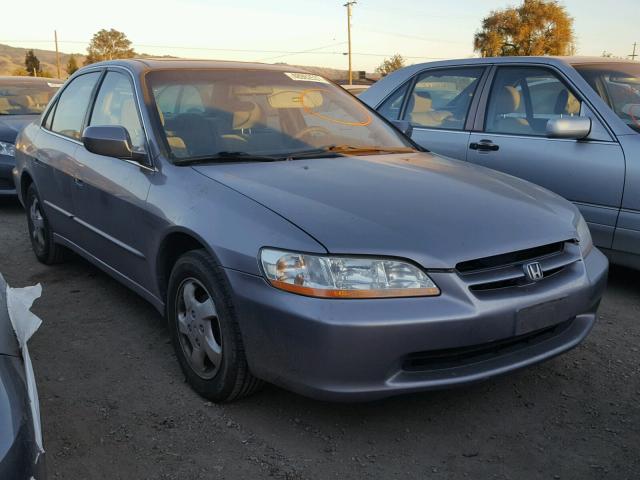 JHMCG6574YC028846 - 2000 HONDA ACCORD EX SILVER photo 1