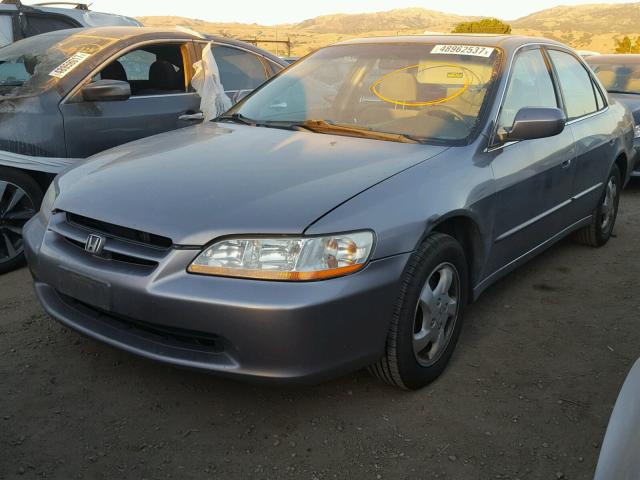 JHMCG6574YC028846 - 2000 HONDA ACCORD EX SILVER photo 2