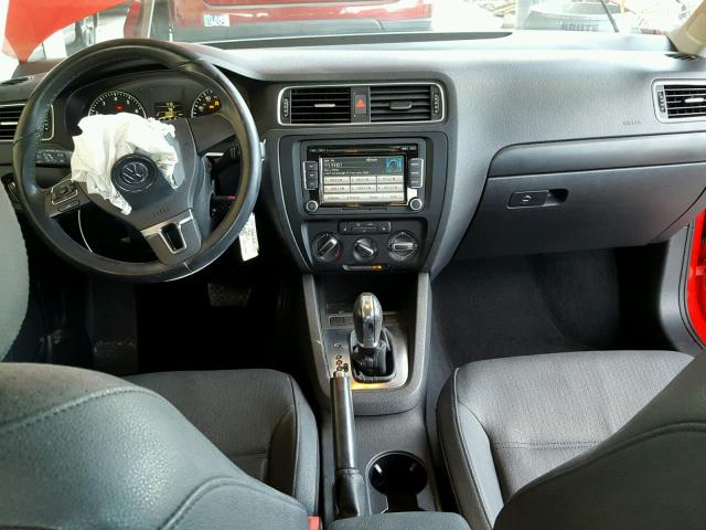 3VWDX7AJ7CM362046 - 2012 VOLKSWAGEN JETTA SE 红色 照片 9