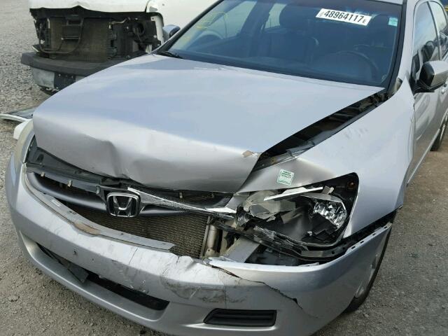 1HGCM66506A801569 - 2006 HONDA ACCORD EX SILVER photo 9