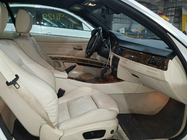 WBAWR33548P150394 - 2008 BMW 328 I SULE WHITE photo 5