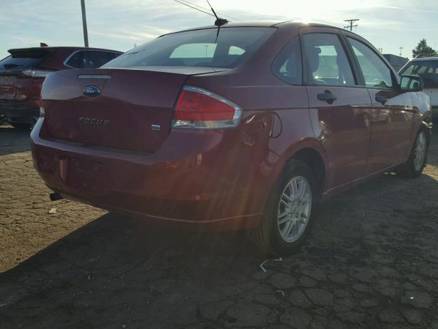 1FAHP3FN2BW189047 - 2011 FORD FOCUS SE RED photo 4