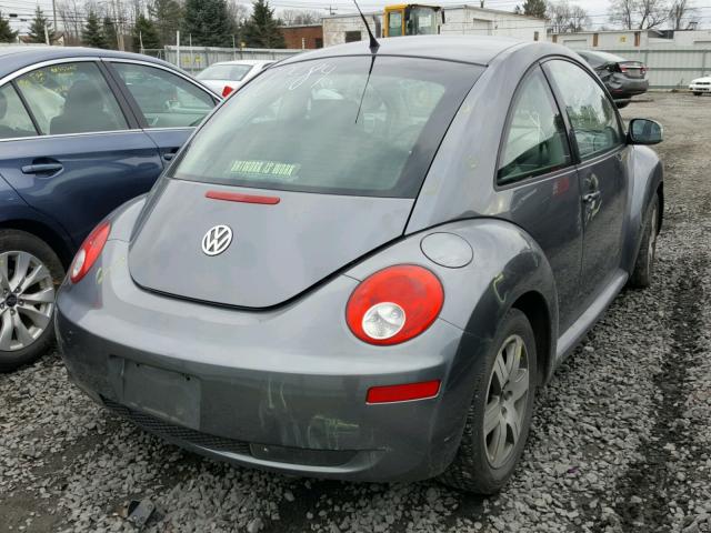 3VWRW31C06M400109 - 2006 VOLKSWAGEN NEW BEETLE GRAY photo 4