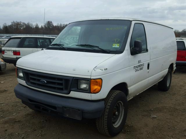 1FTNE24W56HB21232 - 2006 FORD ECONOLINE WHITE photo 2