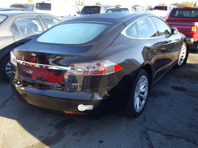 5YJSA1E25HF218793 - 2017 TESLA MODEL S Qara foto 4