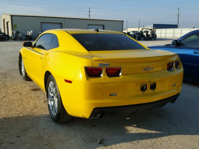 2G1FB1E3XD9178631 - 2013 CHEVROLET CAMARO LT YELLOW photo 3