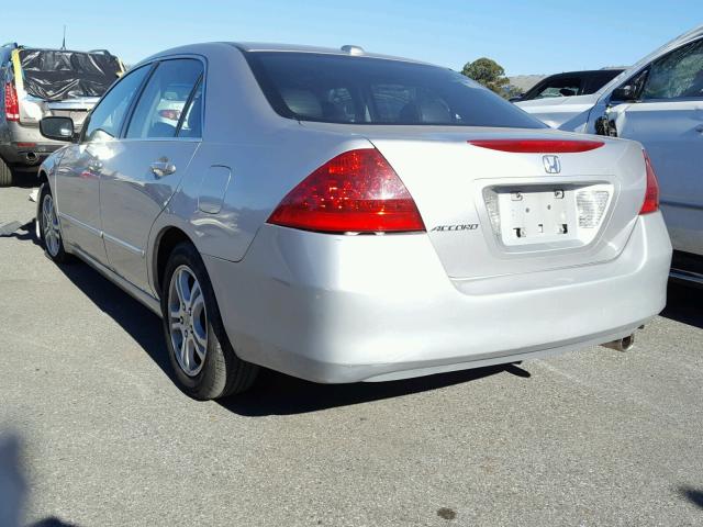 1HGCM56836A136588 - 2006 HONDA ACCORD EX SILVER photo 3