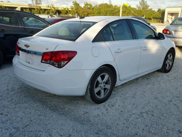 1G1PC5SB2D7221137 - 2013 CHEVROLET CRUZE LT WHITE photo 4