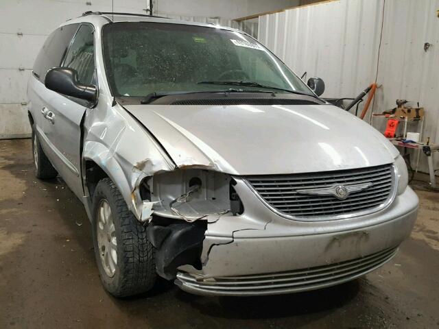 2C4GP74LX1R282498 - 2001 CHRYSLER TOWN & COU SILVER photo 1