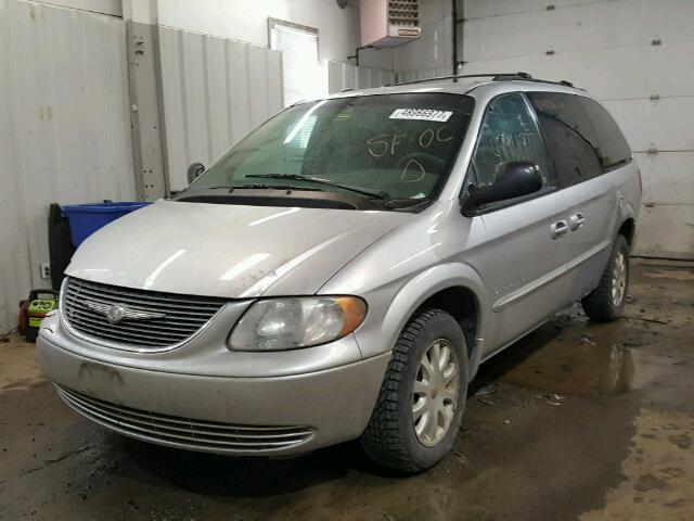 2C4GP74LX1R282498 - 2001 CHRYSLER TOWN & COU SILVER photo 2