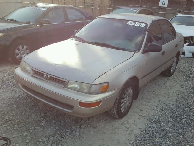 1NXAE09B4SZ300450 - 1995 TOYOTA COROLLA LE GOLD photo 2