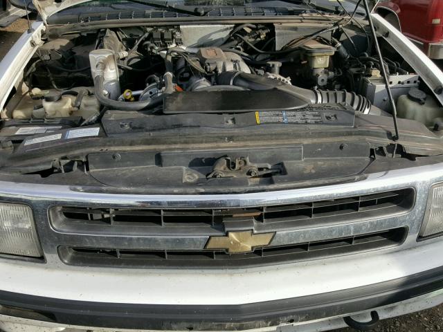 1GNDT13W7S2244564 - 1995 CHEVROLET BLAZER WHITE photo 7