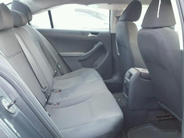 3VW1K7AJ3EM388549 - 2014 VOLKSWAGEN JETTA BASE ნაცრისფერი ფოტო 6