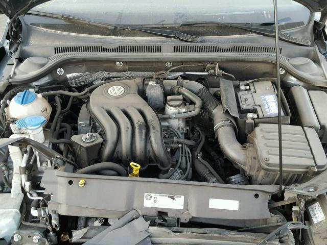 3VW1K7AJ3EM388549 - 2014 VOLKSWAGEN JETTA BASE ნაცრისფერი ფოტო 7