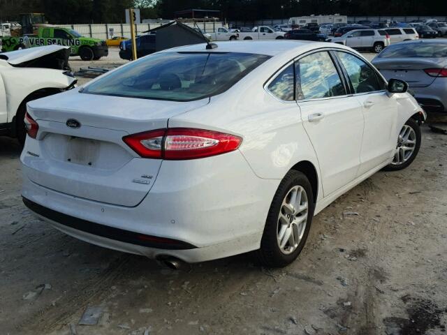 1FA6P0HD1G5132295 - 2016 FORD FUSION SE WHITE photo 4