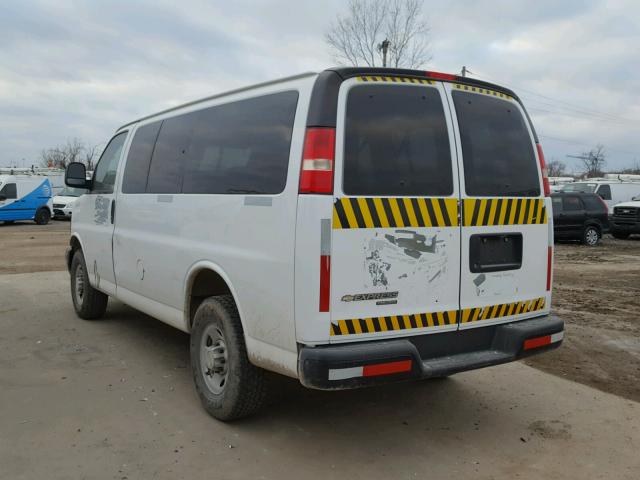 1GNZGXFA6E1163370 - 2014 CHEVROLET EXPRESS G3 WHITE photo 3