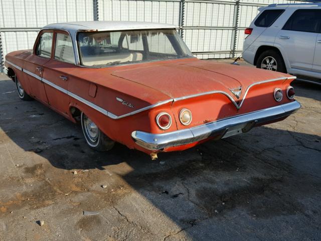 11669A153713 - 1961 CHEVROLET BEL AIR RED photo 3