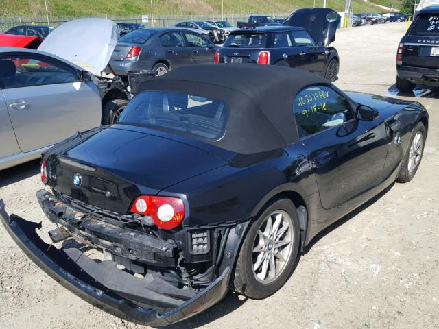 4USBT33535LS58134 - 2005 BMW Z4 2.5 BLACK photo 4