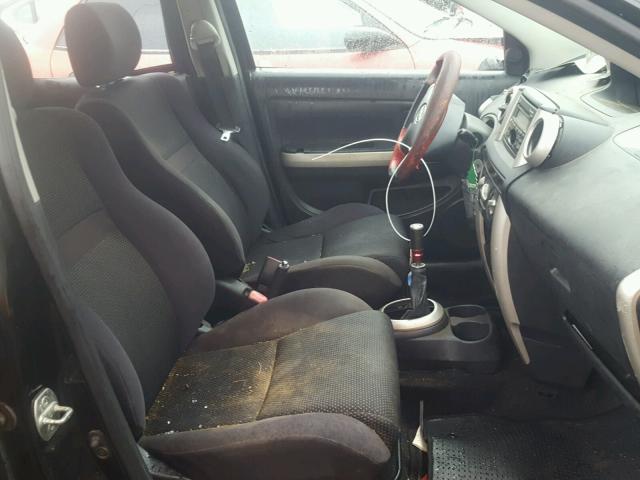 JTKKT624040073984 - 2004 TOYOTA SCION XA BLACK photo 5