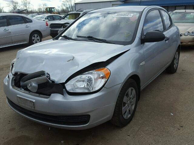 KMHCM36C09U139793 - 2009 HYUNDAI ACCENT GS SILVER photo 2