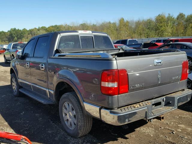 5LTPW185X6FJ00726 - 2006 LINCOLN MARK LT GRAY photo 3