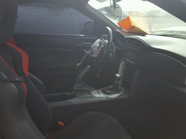 JF1ZNAA14E8703055 - 2014 TOYOTA SCION FR-S შავი ფოტო 5