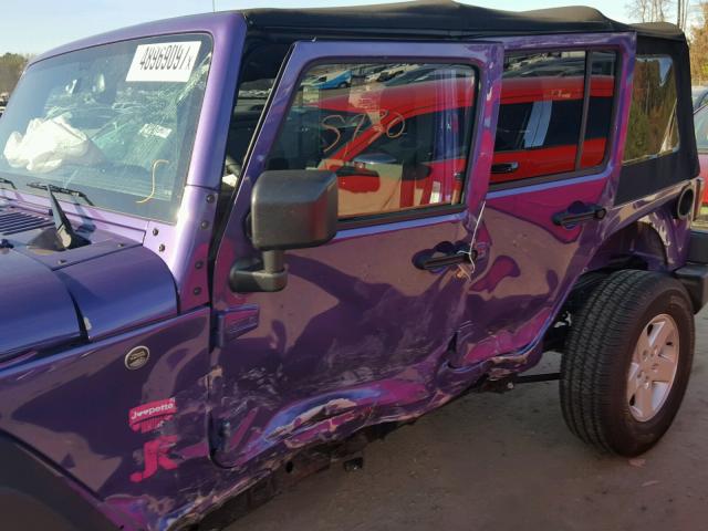 1C4BJWDG7HL653094 - 2017 JEEP WRANGLER U PURPLE photo 9