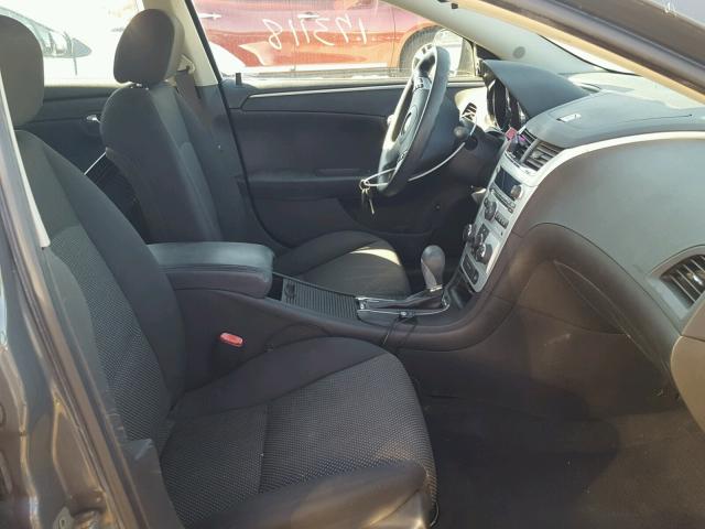 1G1ZH57B58F154922 - 2008 CHEVROLET MALIBU 1LT GRAY photo 5