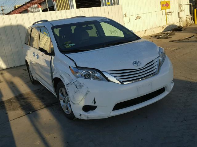 5TDKK3DC7GS729970 - 2016 TOYOTA SIENNA LE WHITE photo 1