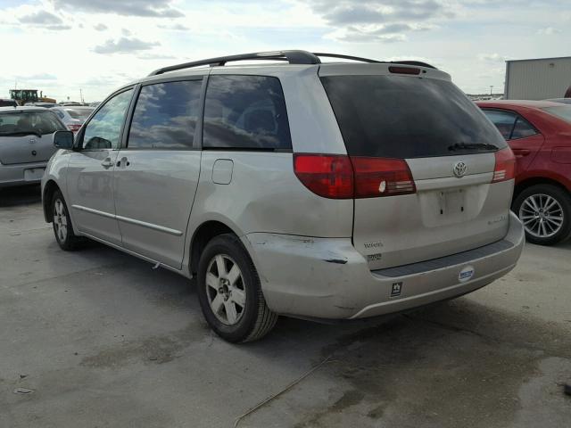 5TDZA22CX4S189959 - 2004 TOYOTA SIENNA XLE SILVER photo 3