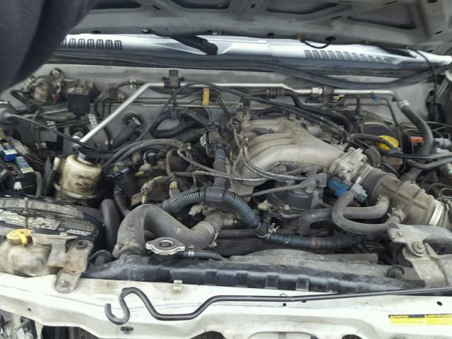 5N1ED28Y8YC578594 - 2000 NISSAN XTERRA XE GRAY photo 7