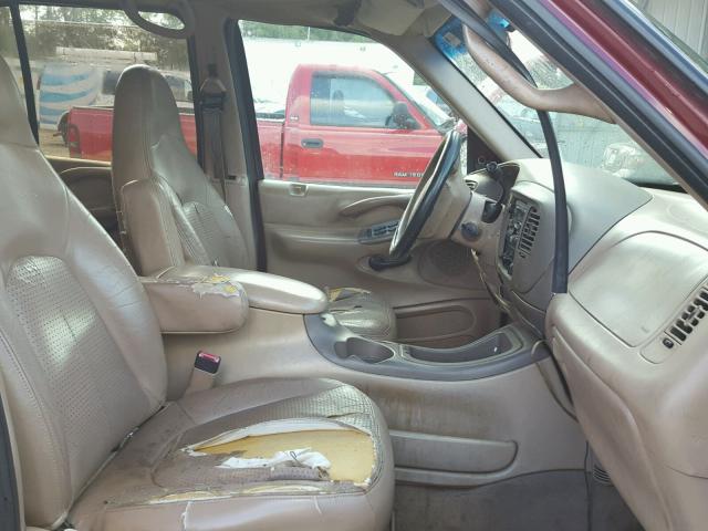 1FMEU176XVLA84730 - 1997 FORD EXPEDITION MAROON photo 5