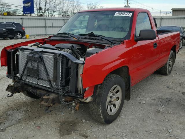 1GCEC14V85Z208297 - 2005 CHEVROLET SILVERADO RED photo 2