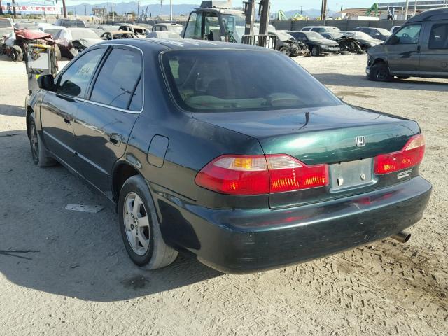 1HGCG6698YA039007 - 2000 HONDA ACCORD SE GREEN photo 3