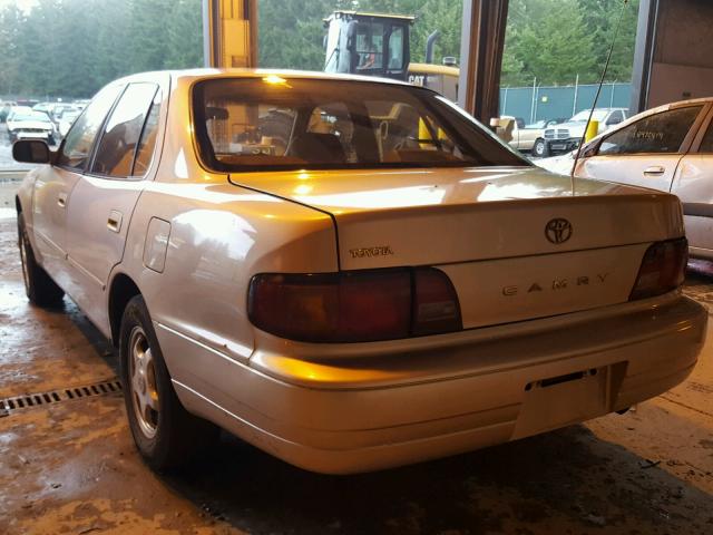 JT2SK12E7S0315083 - 1995 TOYOTA CAMRY LE ოქროსფერი ფოტო 3