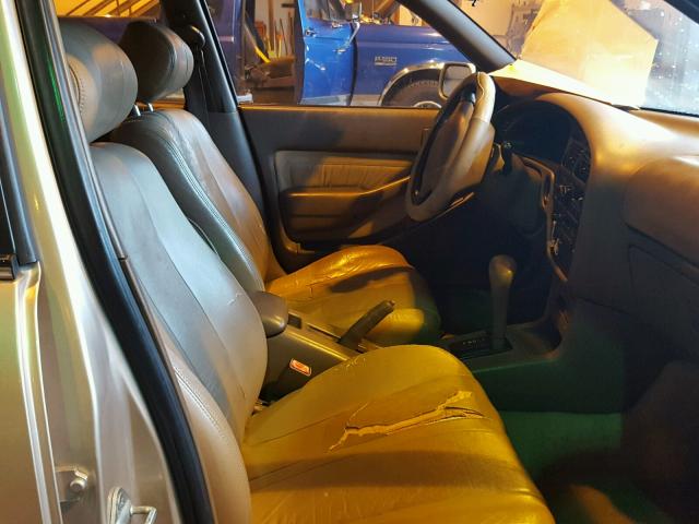 JT2SK12E7S0315083 - 1995 TOYOTA CAMRY LE ოქროსფერი ფოტო 5