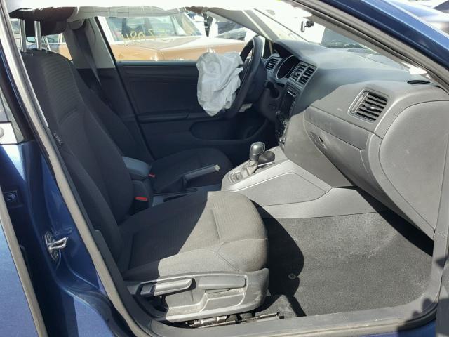 3VW2K7AJ2FM254752 - 2015 VOLKSWAGEN JETTA BASE ლურჯი ფოტო 5