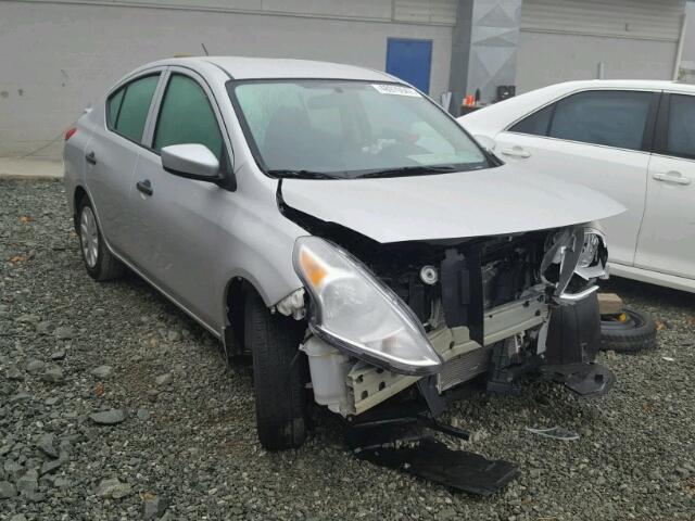 3N1CN7AP8HL846218 - 2017 NISSAN VERSA S SILVER photo 1