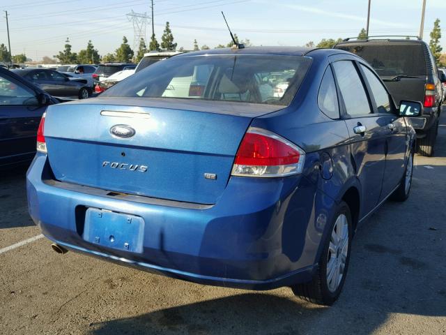 1FAHP35N88W234289 - 2008 FORD FOCUS SE BLUE photo 4