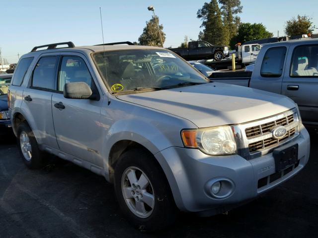 1FMCU03Z28KA13243 - 2008 FORD ESCAPE XLT SILVER photo 1