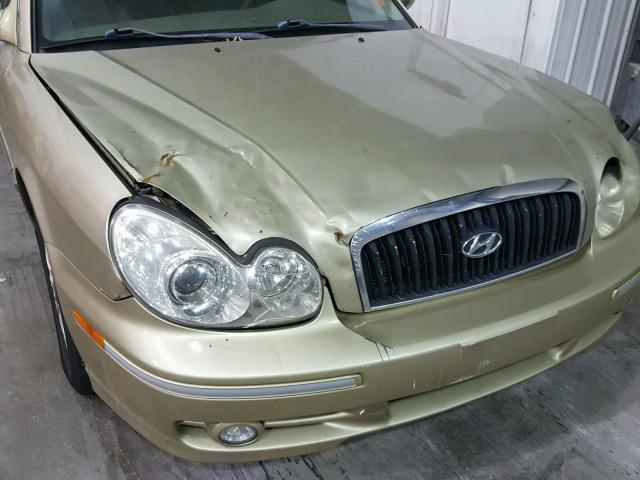 KMHWF35H94A003919 - 2004 HYUNDAI SONATA GLS GOLD photo 9