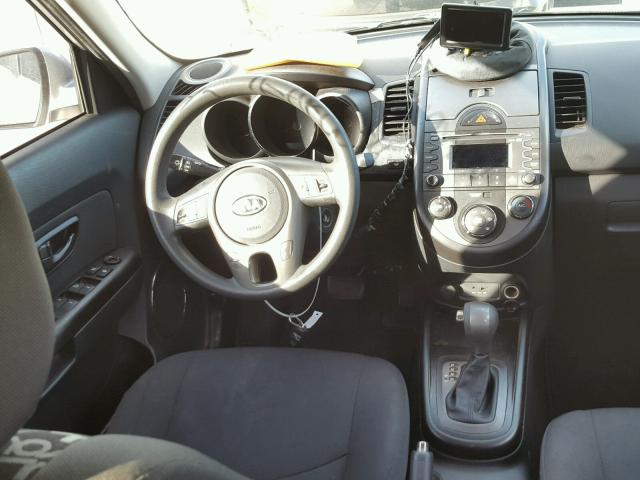 KNDJT2A26B7297339 - 2011 KIA SOUL + SILVER photo 9