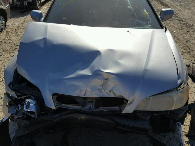 19UUA56611A022237 - 2001 ACURA 3.2TL SILVER photo 7