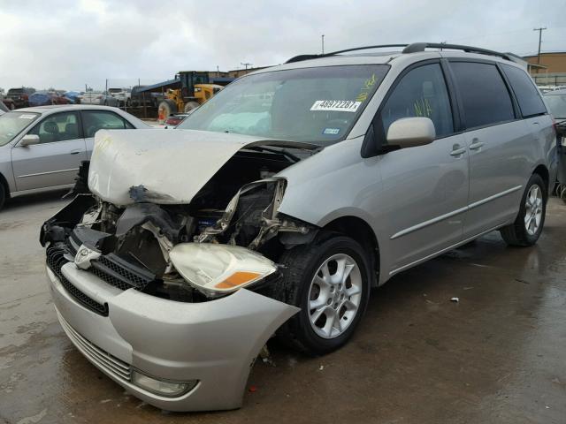 5TDZA22C84S115522 - 2004 TOYOTA SIENNA XLE SILVER photo 2