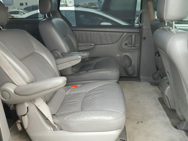 5TDZA22C84S115522 - 2004 TOYOTA SIENNA XLE SILVER photo 6