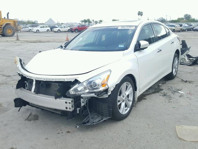 1N4AL3AP4FC228539 - 2015 NISSAN ALTIMA 2.5 WHITE photo 2