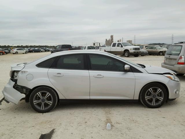 1FADP3F20EL299637 - 2014 FORD FOCUS SE SILVER photo 9