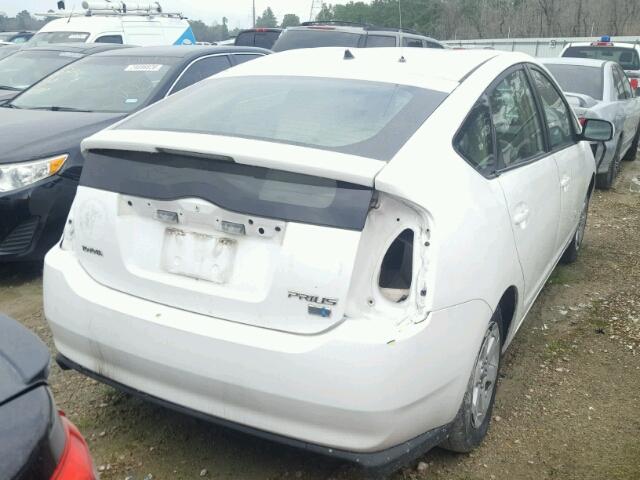 JTDKB22U840020436 - 2004 TOYOTA PRIUS WHITE photo 4