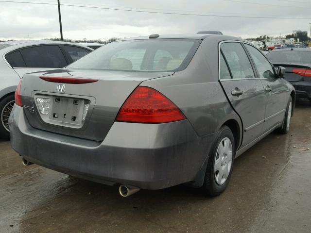 1HGCM665X6A042767 - 2006 HONDA ACCORD EX GRAY photo 4