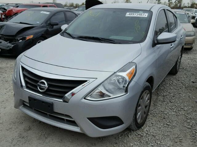 3N1CN7AP6FL830791 - 2015 NISSAN VERSA S GRAY photo 2